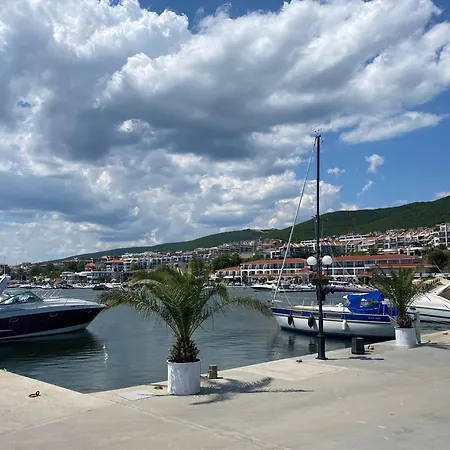 Vodenicata 4-10 * סבטי ולאס